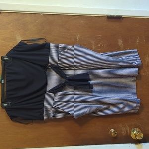 Strapless dress with pockets